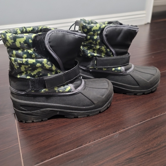 Boys Snow boots - Picture 2 of 4